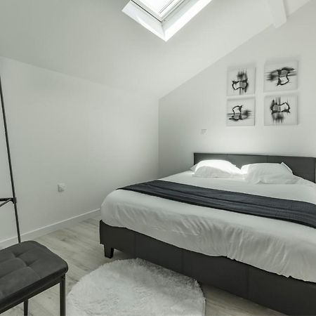 Le Dallas - 1 Chambre, 1 Canape-Lit, 1Er Etage, Parking, 10Min Canal Du Midi Castelsarrasin Luaran gambar