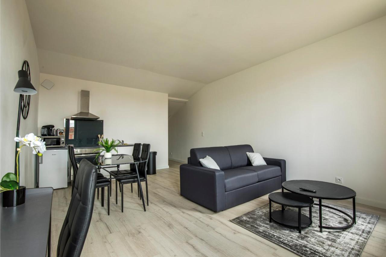 Le Dallas - 1 Chambre, 1 Canape-Lit, 1Er Etage, Parking, 10Min Canal Du Midi Castelsarrasin Luaran gambar