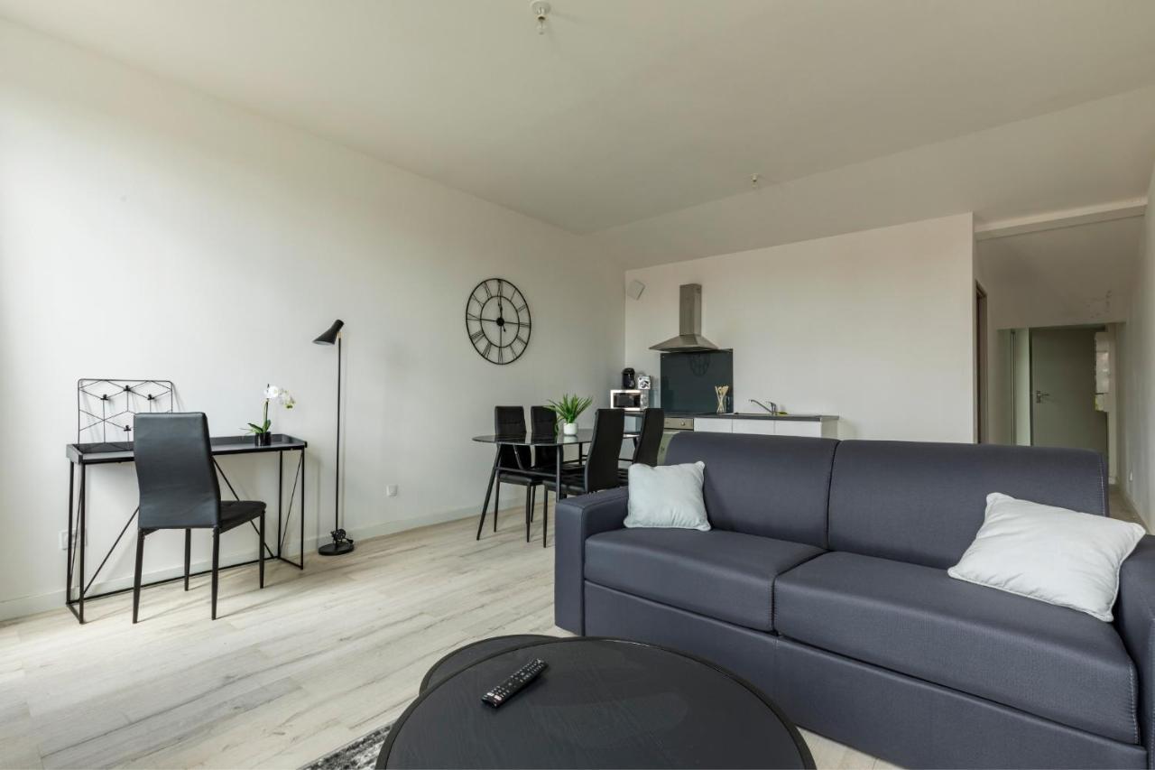 Le Dallas - 1 Chambre, 1 Canape-Lit, 1Er Etage, Parking, 10Min Canal Du Midi Castelsarrasin Luaran gambar